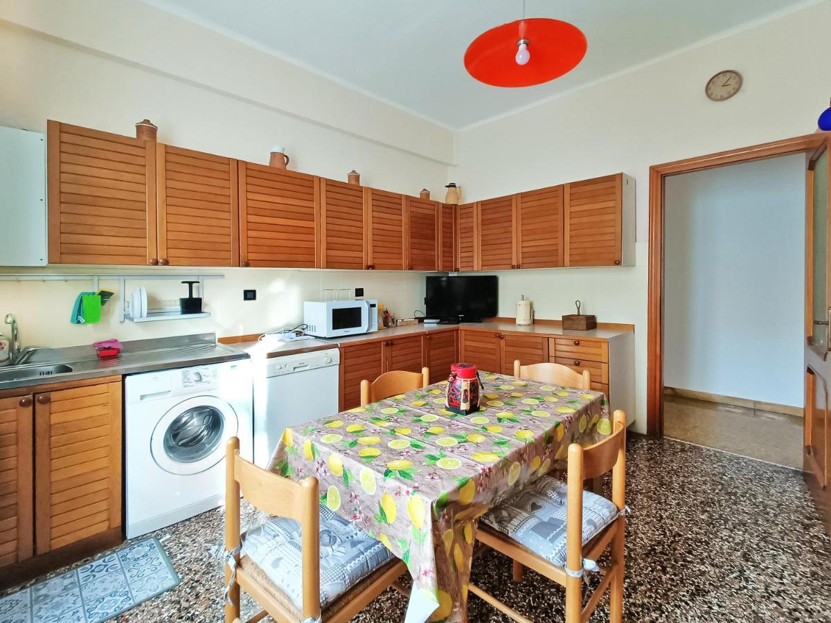 San Martino Appartament Con Parcheggio Privato Genua Zewnętrze zdjęcie